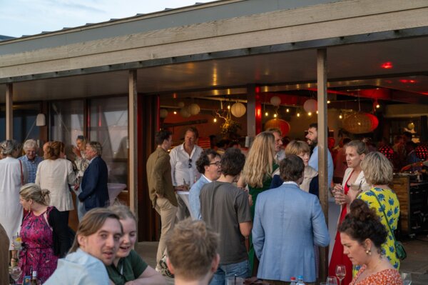 bedrijfsborrel_locatie_strand_3.jpg